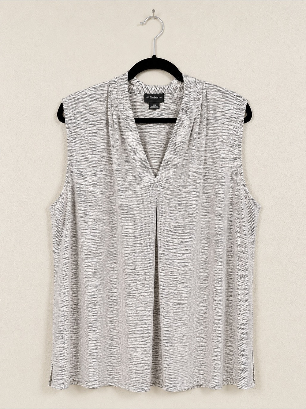 Liz Claiborne Pink Grey Sleeveless V-Neck Pleat Top